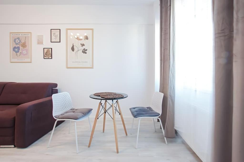 Reverie Silent & Intimate Apartment Iasi Luaran gambar